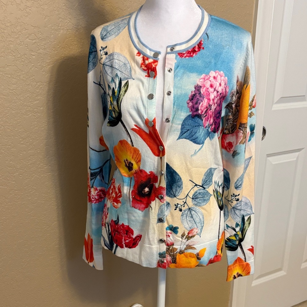 Madeleine Pastel Floral‎ Knit 6-8 Medium